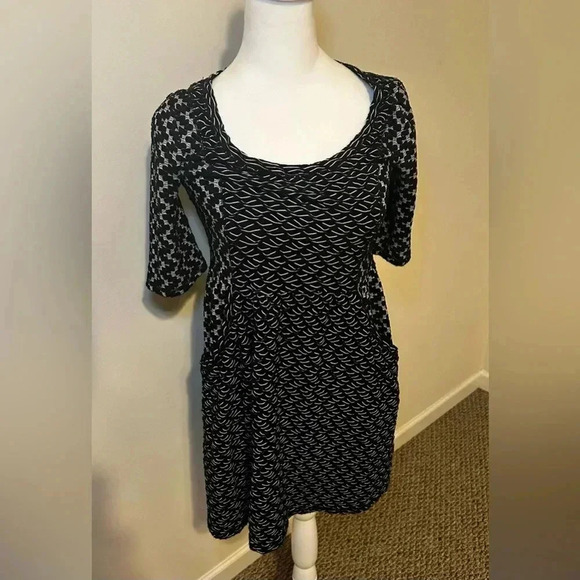 Anthropologie Saturday Sunday Dress Textured Black White Pockets Stretch Size XS - Picture 1 of 6